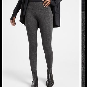 Athleta textured tight in excellent condition!
